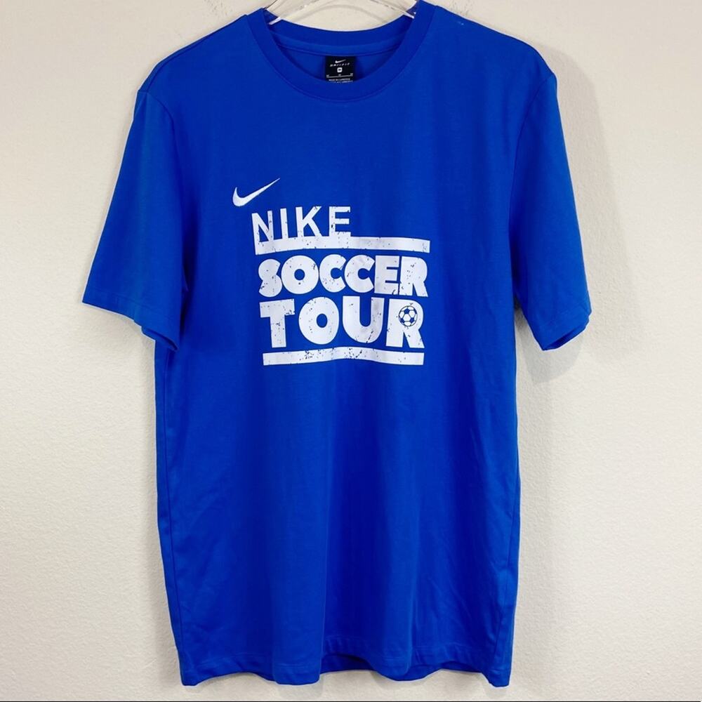 NWT Nike Soccer Tour Athletic Graphic T-shirt 2018